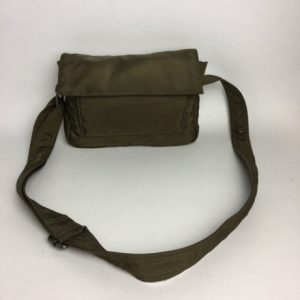 KHAKI SQUARE