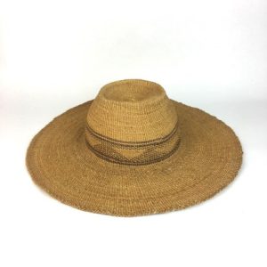 WIDE BRIM GRASS WOVEN DETAIL