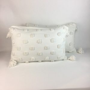 CREAM BOBBLE TASSLE