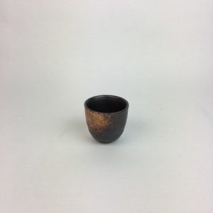 BLACK GOLD JAPANESE TEA CUP