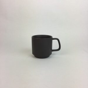 BLACK LARGE MUG