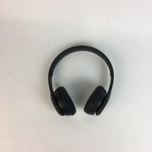 BLACK HEADPHONES