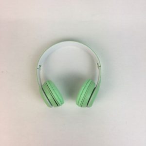 GREEN WHITE HEADPHONES