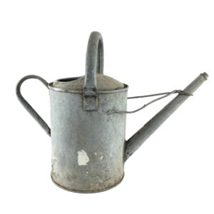 METAL VINTAGE WATERING CAN