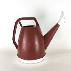 BURGUNDY PLASTIC LARGE WATERING CAN