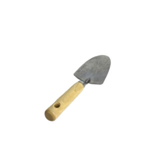 WOODEN HANDLE SPADE