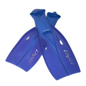 BLUE ADULT FLIPPERS